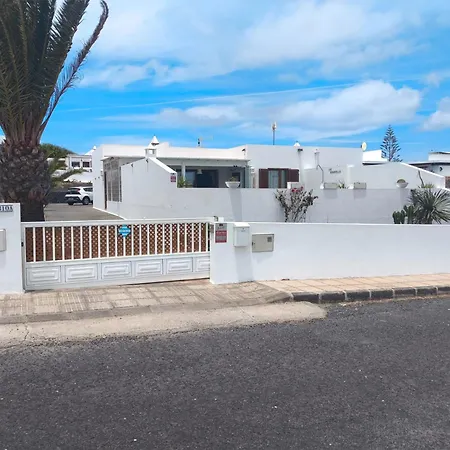 Buganvillas Villa *