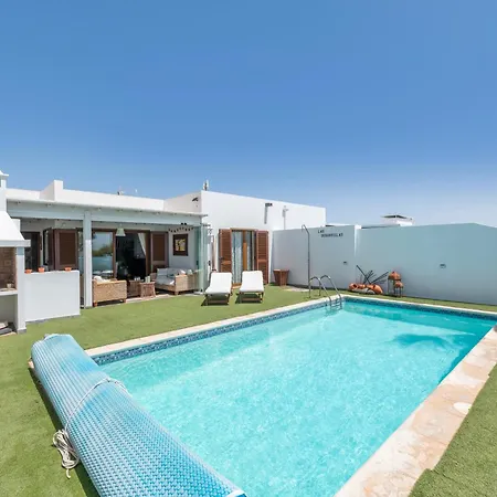 Villa Buganvillas